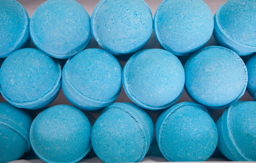 Coastal Calm Scented 8 oz Bath Bomb