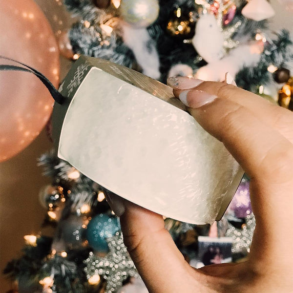 Holiday Ornament Body Buffer – Let It Snow (Quince Blossom)